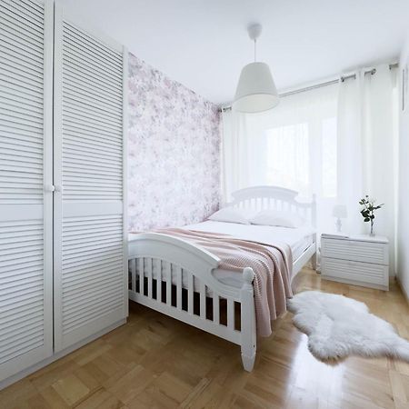 4 Pokojowy Apartament Posada Санок Екстериор снимка