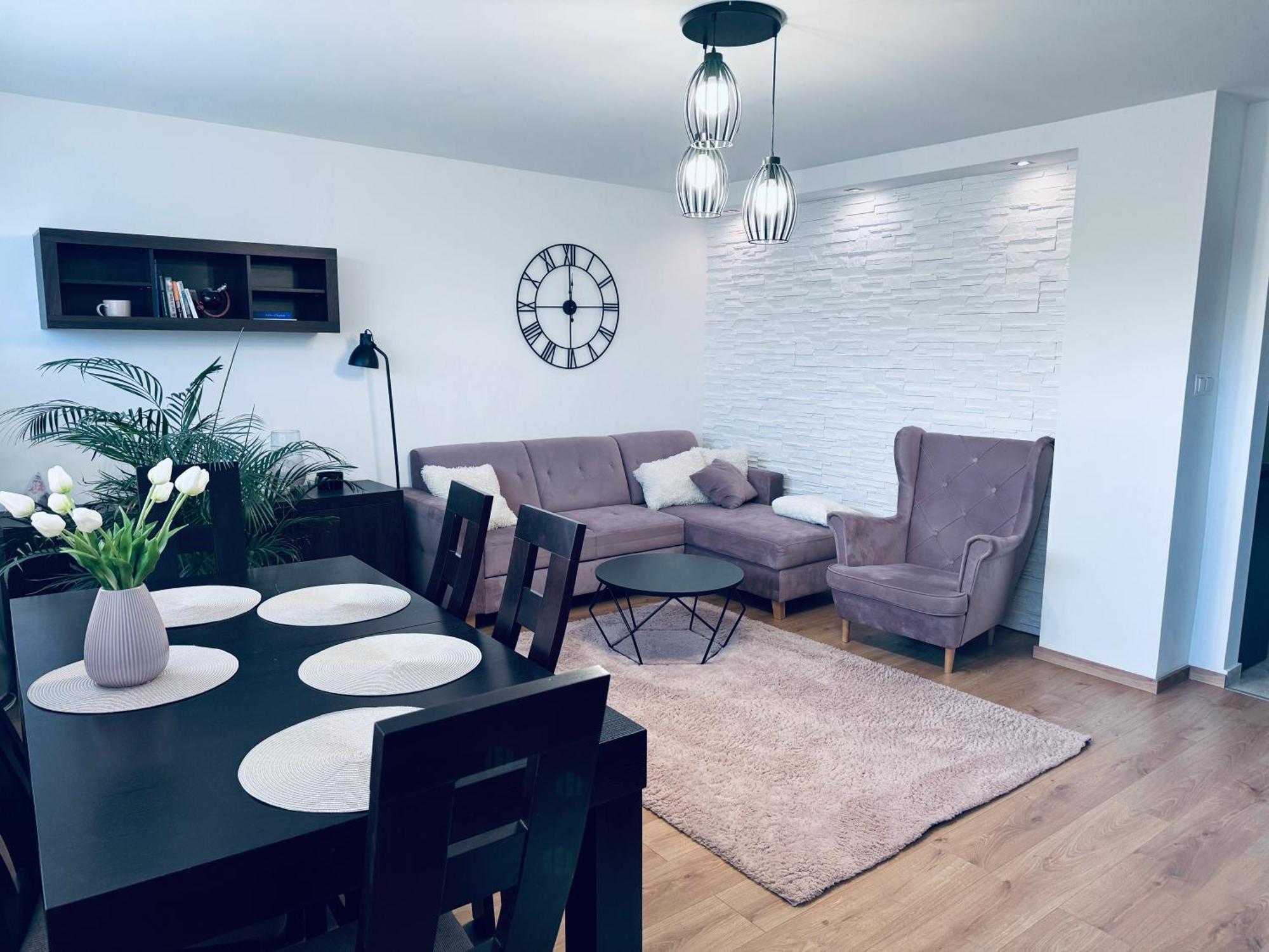 4 Pokojowy Apartament Posada Санок Екстериор снимка